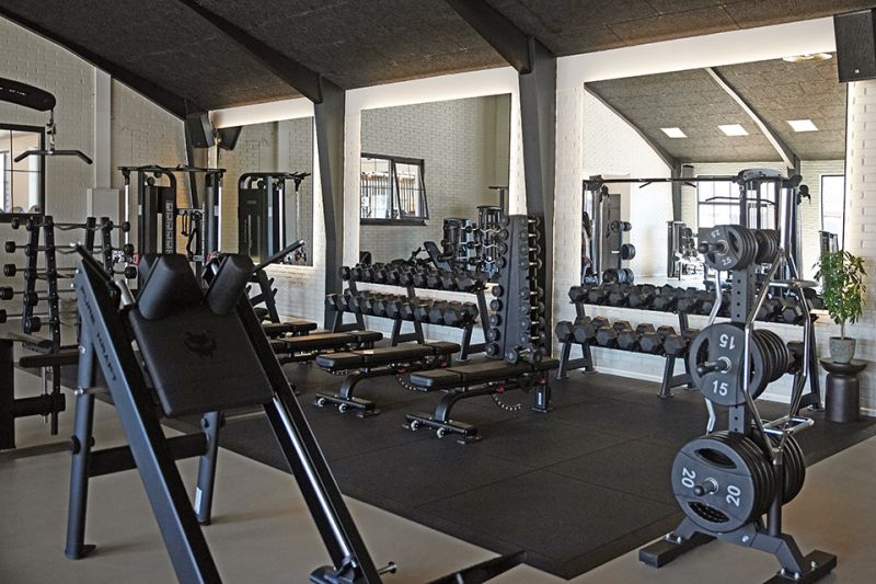 RÄ Fitness: Et træningscenter, hvor kvalitet og æstetik går hånd i hånd