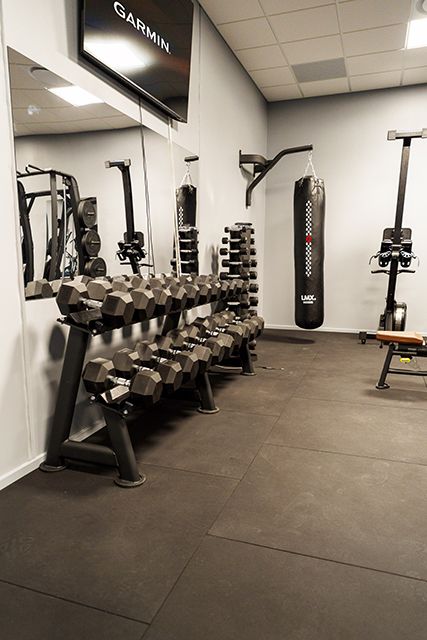 Garmin fik et firmagym på knap 60 m² – med fokus på kvalitet, design og driftssikkerhed