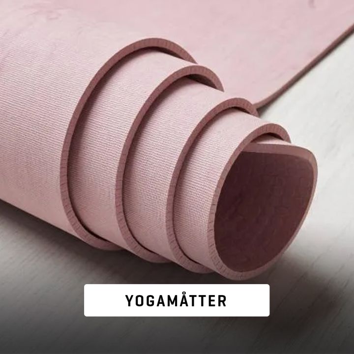 Lyserød yogamåtte til mobilitet, yoga og hjemmetræning med tekst om yogamåtte