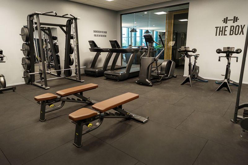 Garmin fik et firmagym på knap 60 m² – med fokus på kvalitet, design og driftssikkerhed