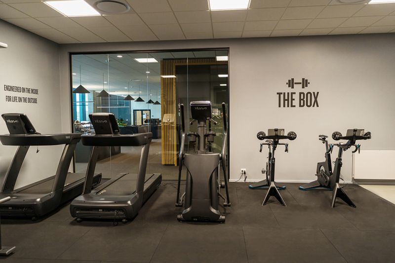 Garmin fik et firmagym på knap 60 m² – med fokus på kvalitet, design og driftssikkerhed